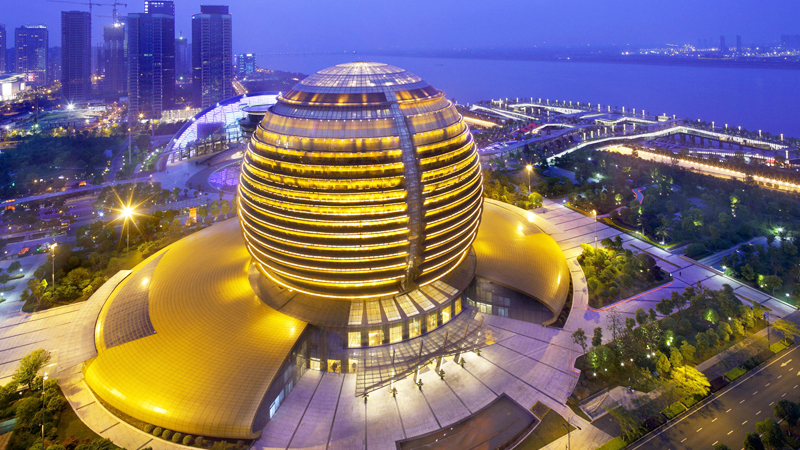 �����Е�չ�����a(b��)�������η������ߺϼ�