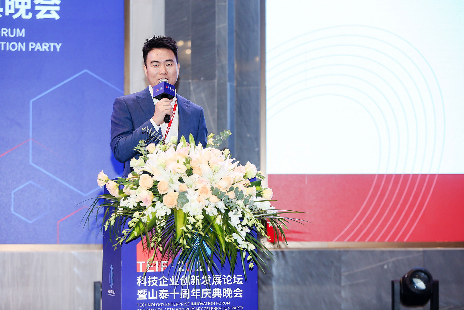 ɽ̩�Ƽ����F(tu��n)����(j��ng)�����|