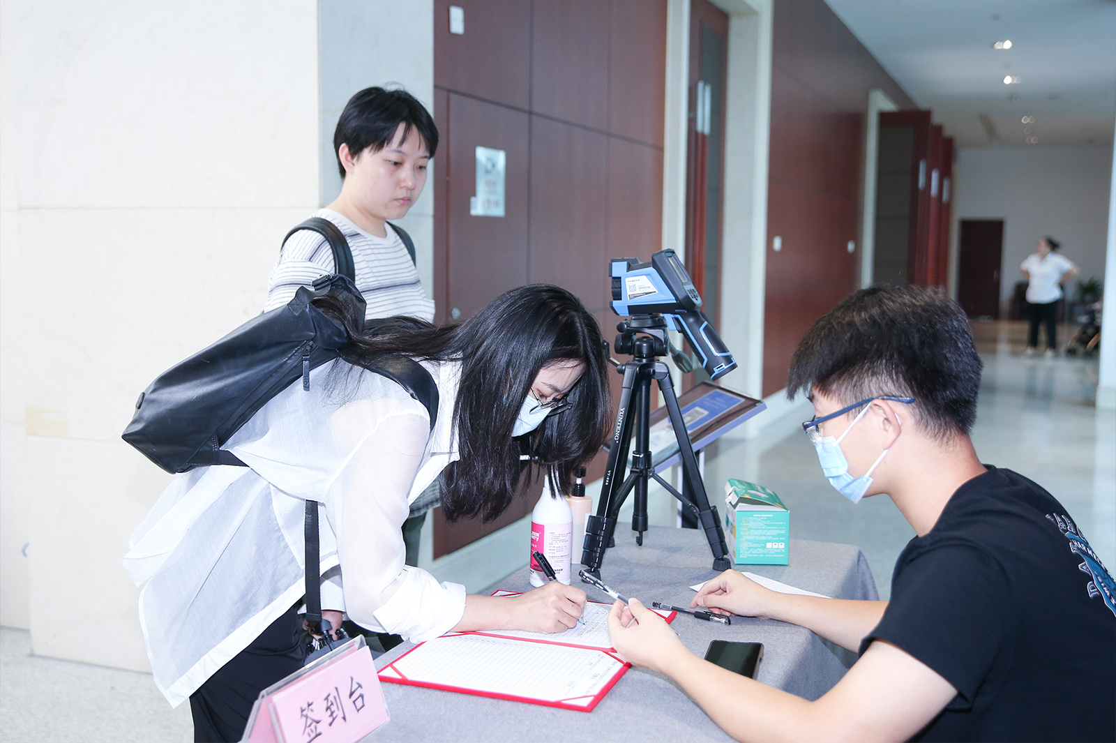 ��������������h(hu��n)��(ji��)