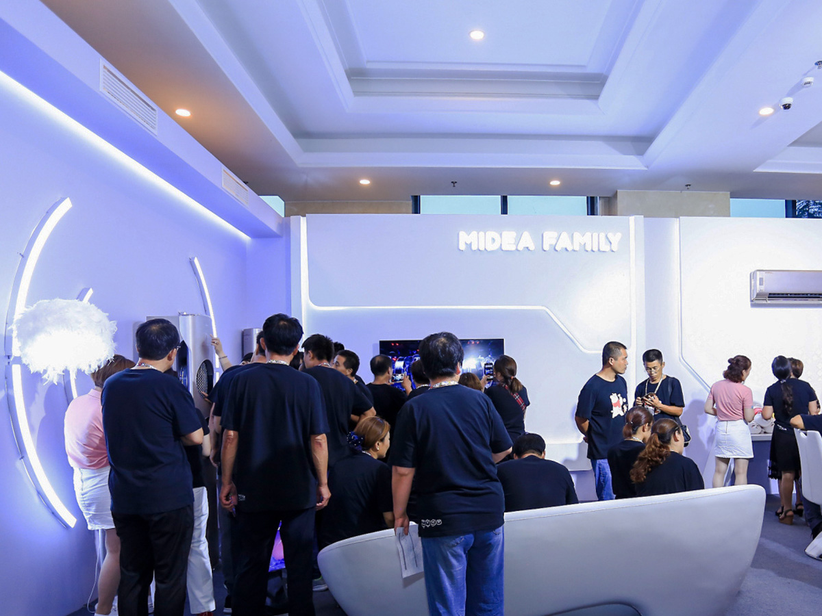 經(jīng)銷商大會產(chǎn)品展示體驗環(huán)節(jié)