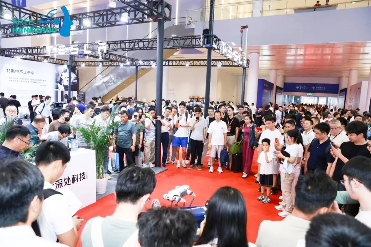 �������ΙC(j��)����չ����̎չλ 